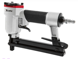 OFERTA 20/11/24 Grampeador Pneumático MTX - 10 a 22mm 574209 - PM 220880400